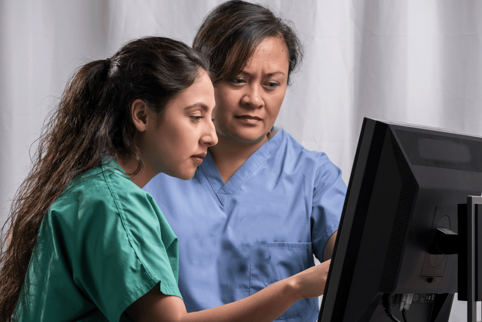 Misinformation and misinformation: Nurses' role in evidence-based commentary