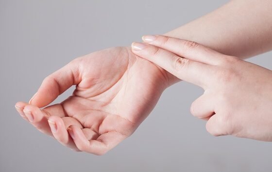 Alternating pulse: here and there